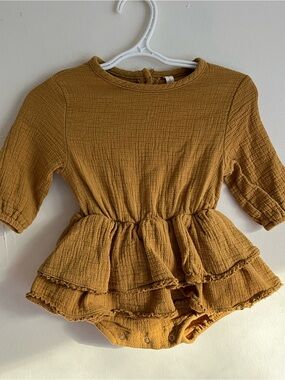 Quincey Mae Rosie Romper - 12-18M